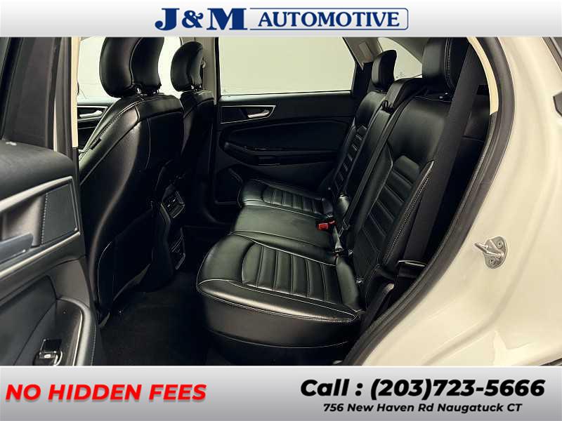 2019 Ford Edge SEL photo