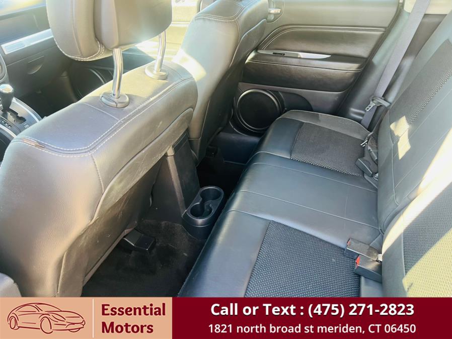 2015 Jeep Compass 4WD 4dr Latitude photo