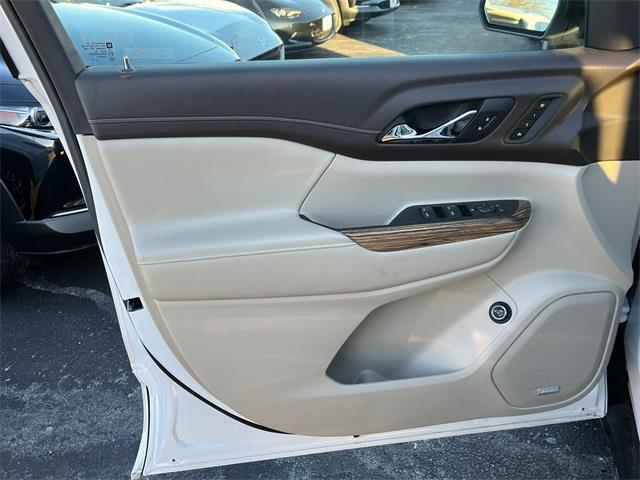 2019 GMC Acadia Denali photo