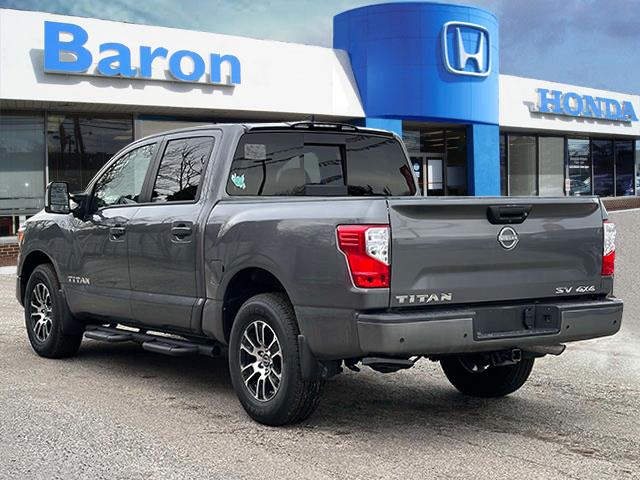 2023 Nissan Titan SV photo