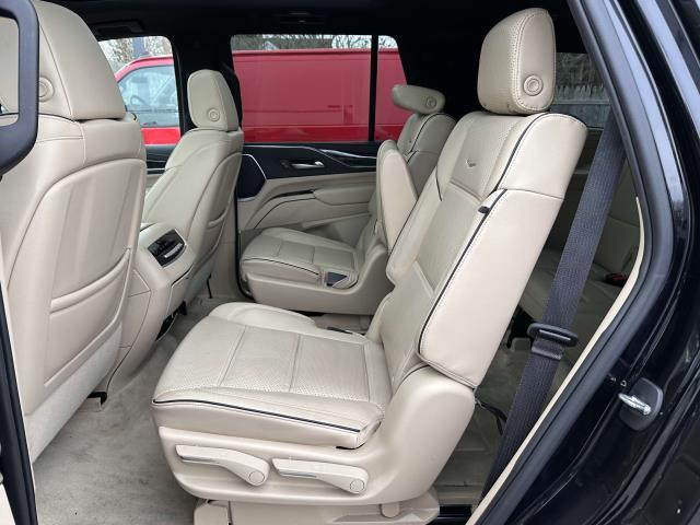 2023 Cadillac Escalade Premium Luxury photo