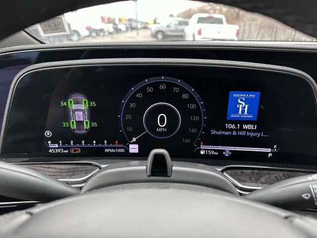 2023 Cadillac Escalade Premium Luxury photo