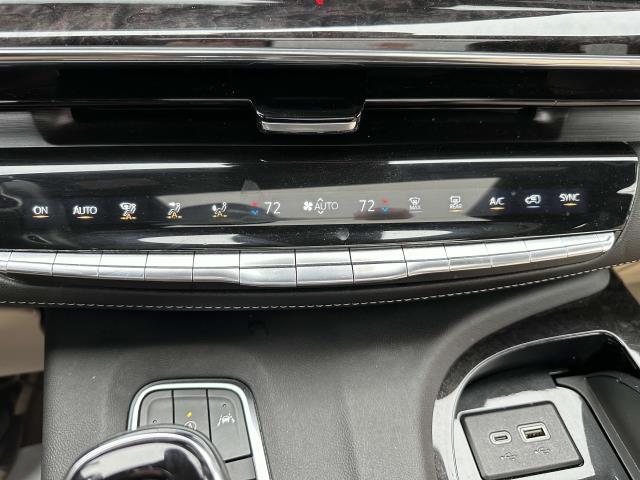 2023 Cadillac Escalade Premium Luxury photo