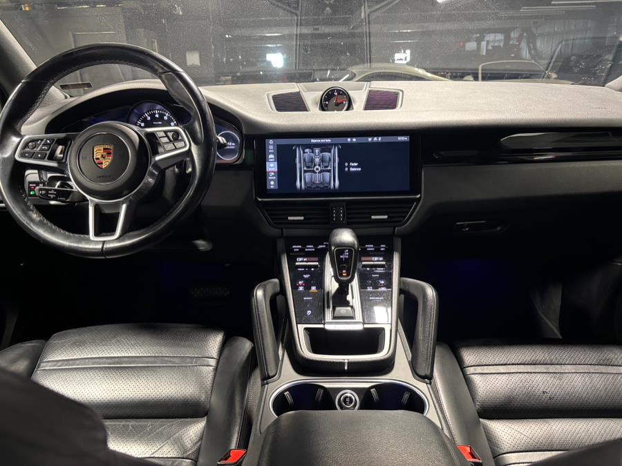 2020 Porsche Cayenne AWD photo