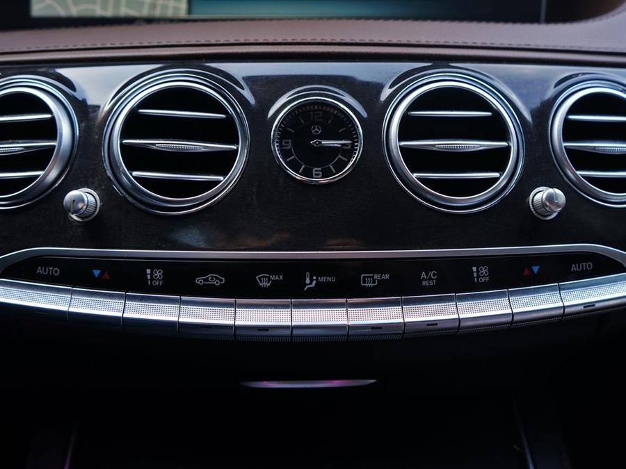 2019 Mercedes-Benz S-Class S 560 photo