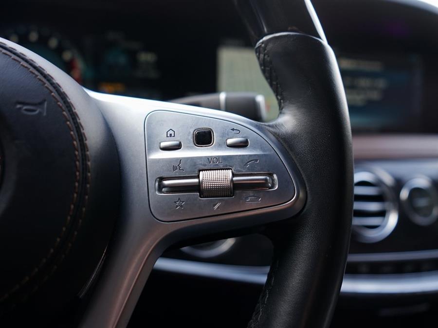 2019 Mercedes-Benz S-Class S 560 photo