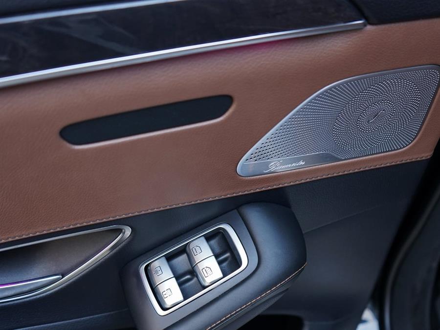 2019 Mercedes-Benz S-Class S 560 photo