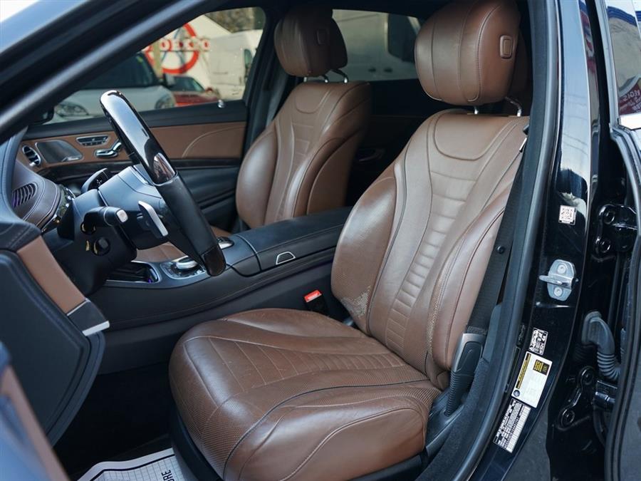 2019 Mercedes-Benz S-Class S 560 photo