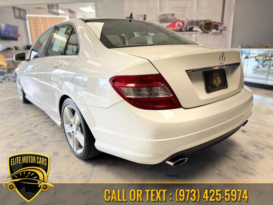 2011 Mercedes-Benz C-Class C300 4MATIC Luxury photo
