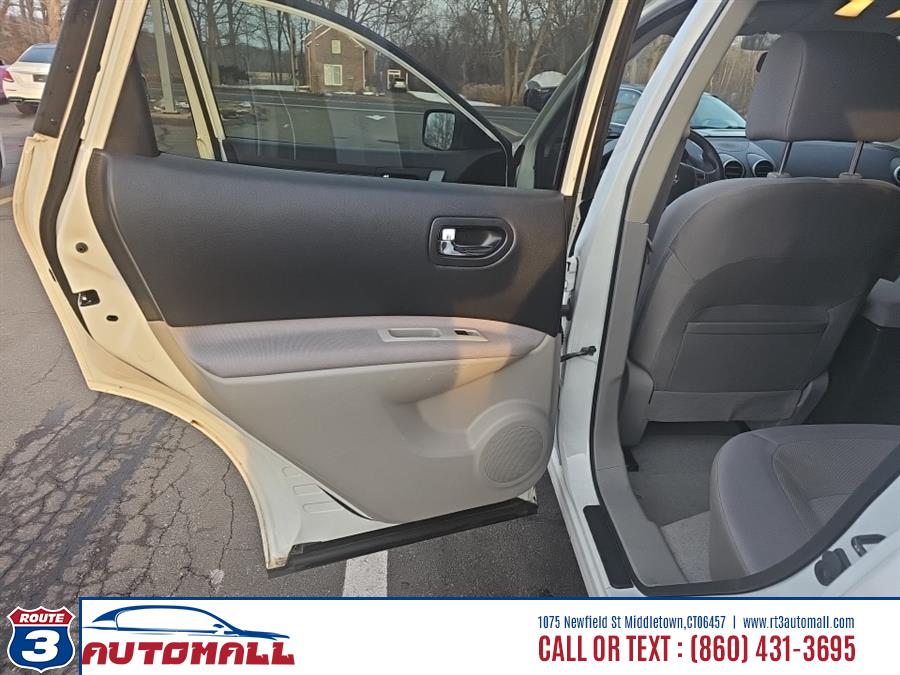 2015 Nissan Rogue Select AWD 4dr S photo