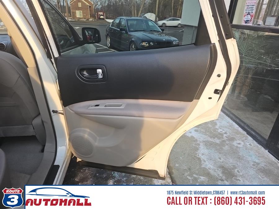 2015 Nissan Rogue Select AWD 4dr S photo