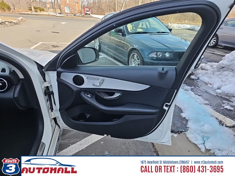 2016 Mercedes-Benz C-Class 4dr Sdn C 300 Luxury 4MATIC photo