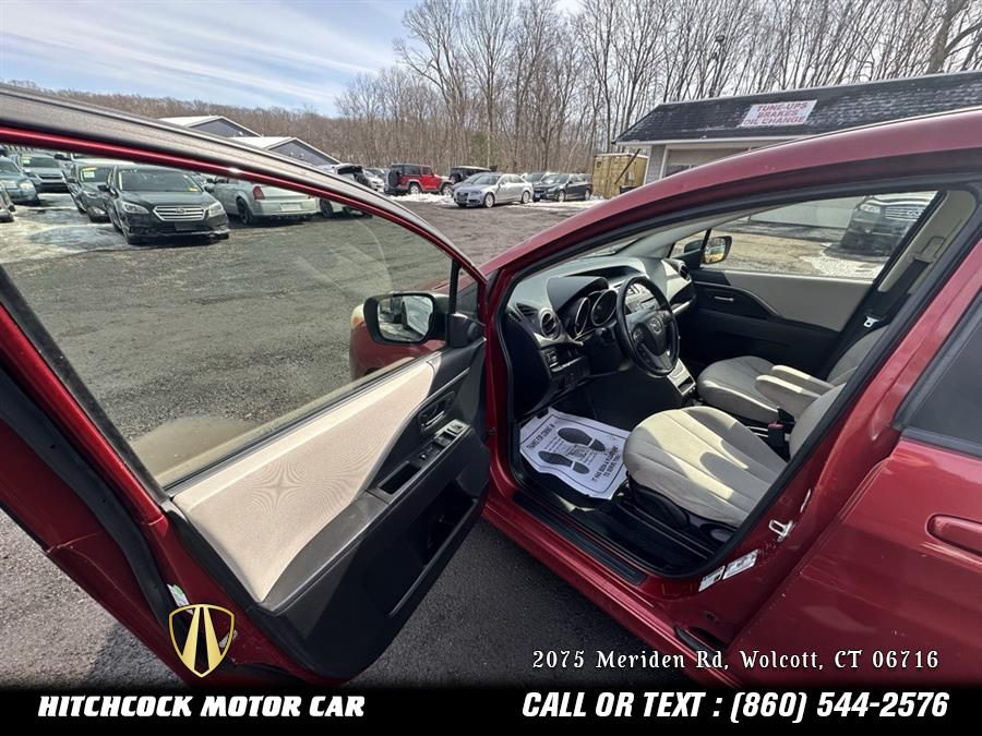 2013 Mazda Mazda5 Touring photo