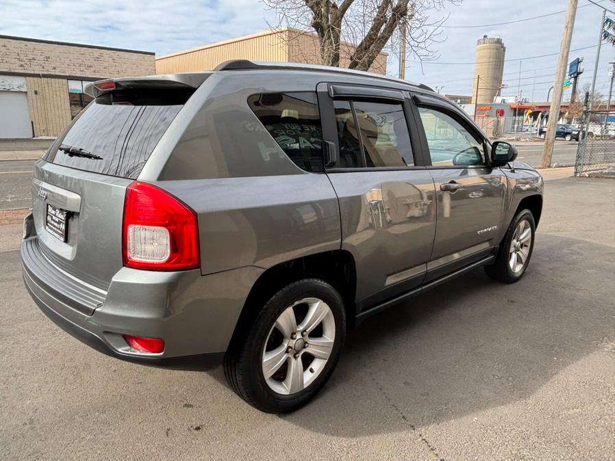 2012 Jeep Compass Sport photo