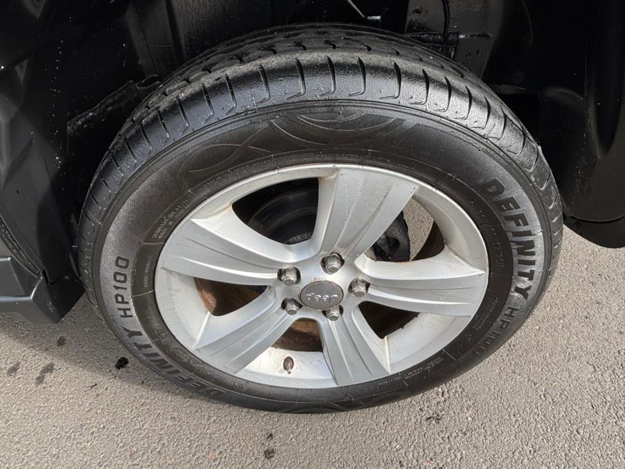 2012 Jeep Compass Sport photo
