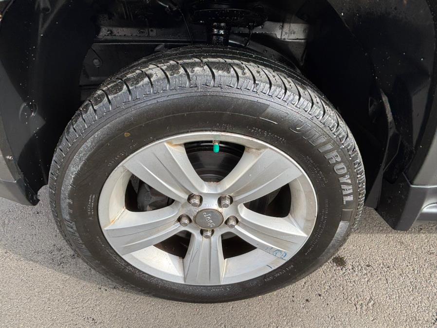 2012 Jeep Compass Sport photo