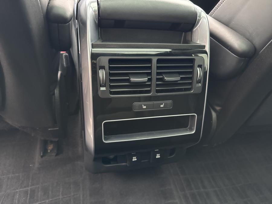 2019 Land Rover Range Rover Sport HSE photo