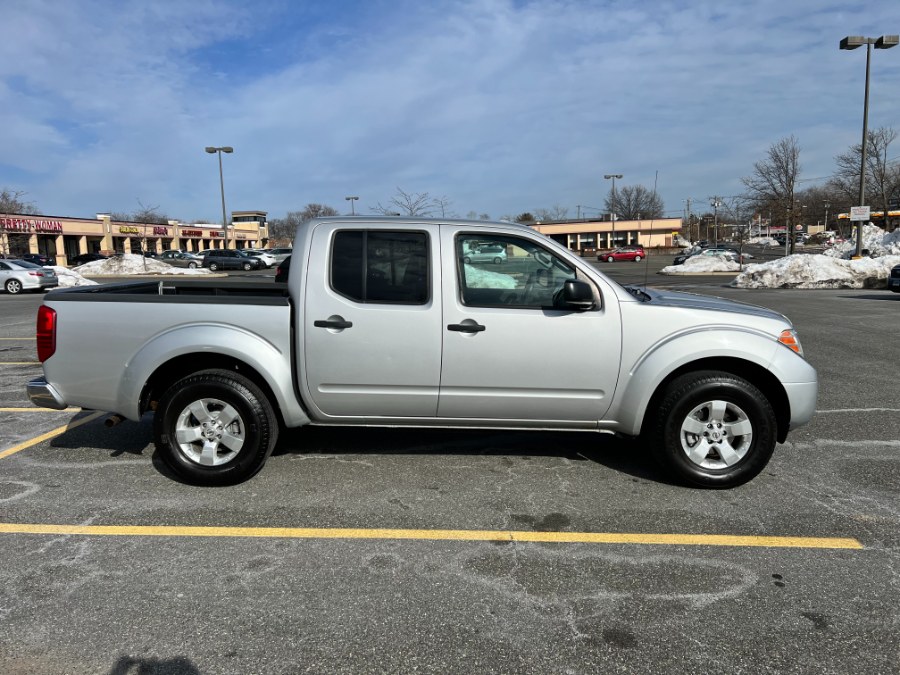 2013 Nissan Frontier S photo