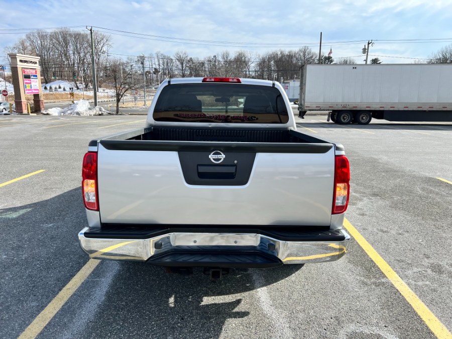 2013 Nissan Frontier S photo