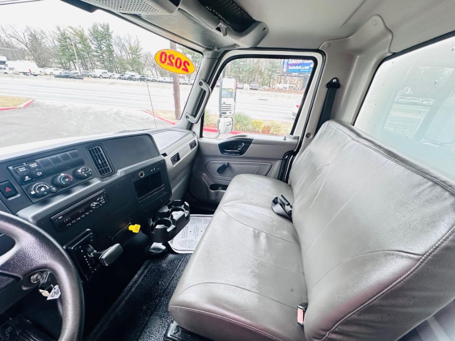 2020 International MV BOX TRUCK photo