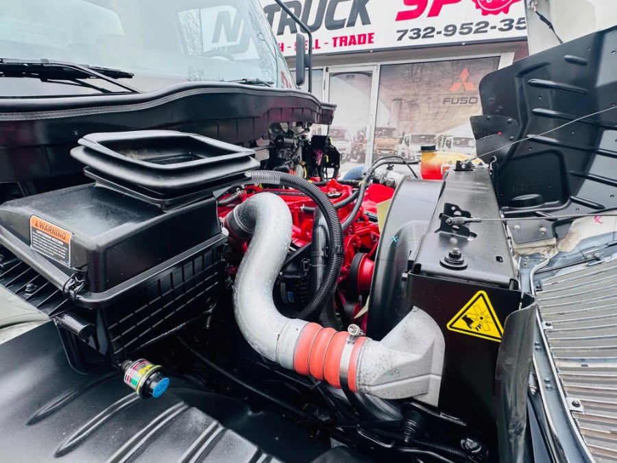 2020 International MV BOX TRUCK photo