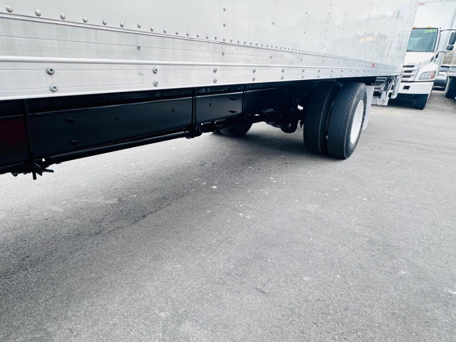 2020 International MV BOX TRUCK photo
