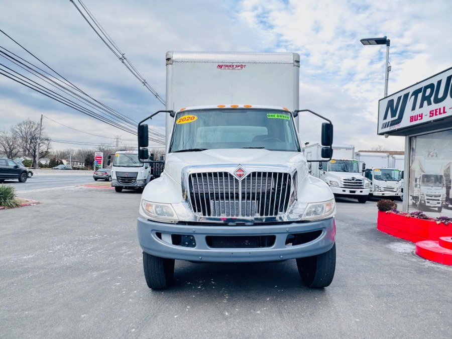 2020 International MV BOX TRUCK photo