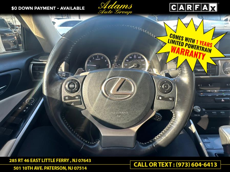 2016 Lexus IS 300 photo
