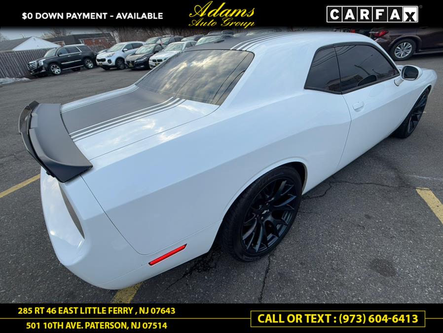 2014 Dodge Challenger R/T photo