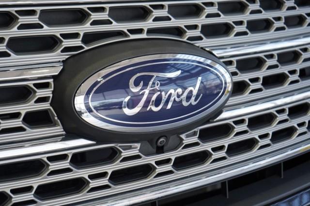 2021 Ford Explorer Limited photo