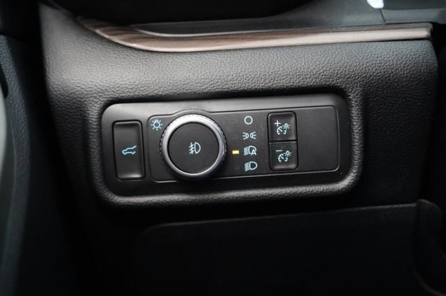 2021 Ford Explorer Limited photo