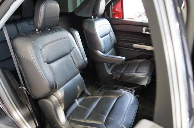 2021 Ford Explorer Limited photo