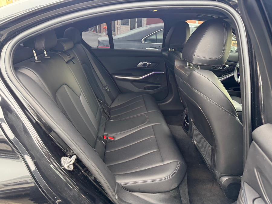 2022 BMW 3-Series 330i Sedan North America photo