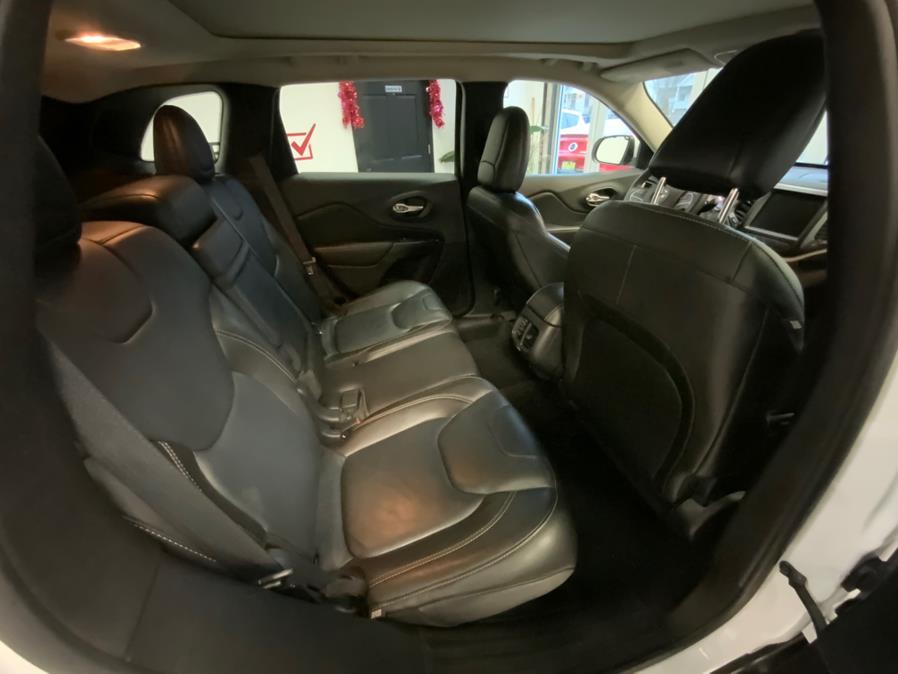 2015 Jeep Cherokee 4WD 4dr Limited photo