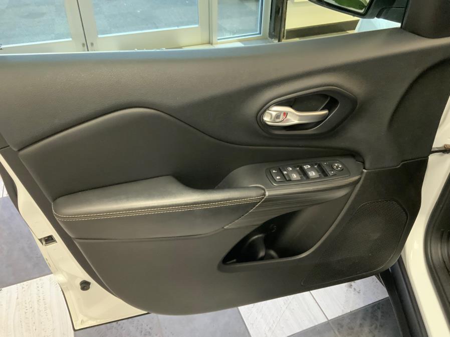 2015 Jeep Cherokee 4WD 4dr Limited photo