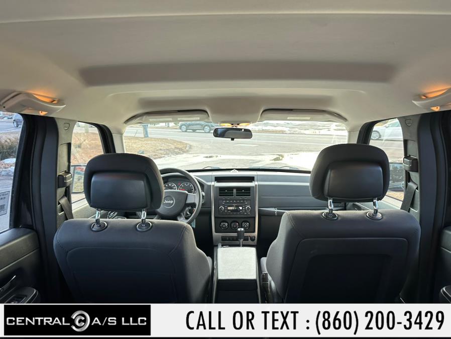 2010 Jeep Liberty Sport photo