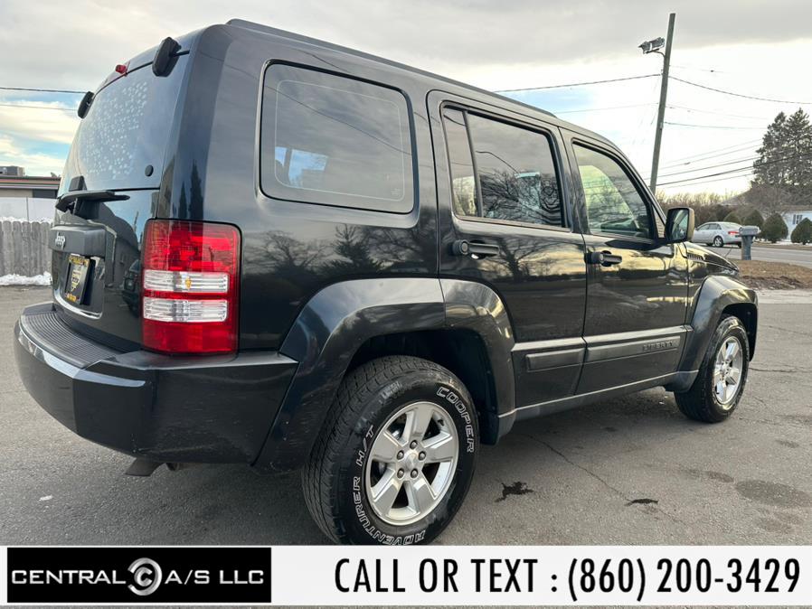 2010 Jeep Liberty Sport photo