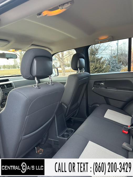 2010 Jeep Liberty Sport photo