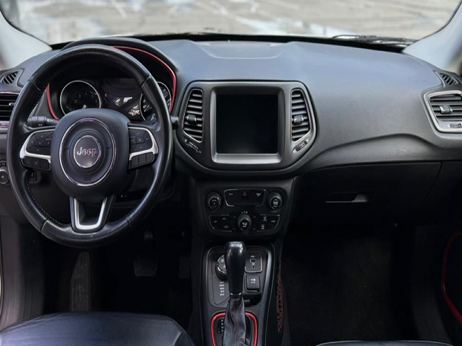 2019 Jeep Compass Trailhawk 4x4 photo