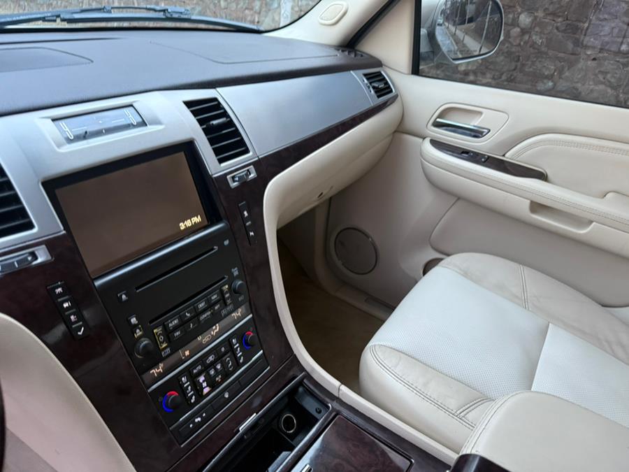 2007 Cadillac Escalade photo