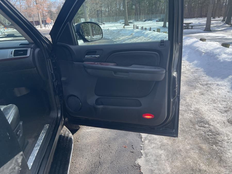 2008 Cadillac Escalade ESV photo