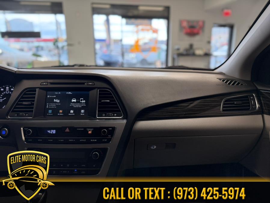 2016 Hyundai Sonata 4dr Sdn 2.4L Limited photo