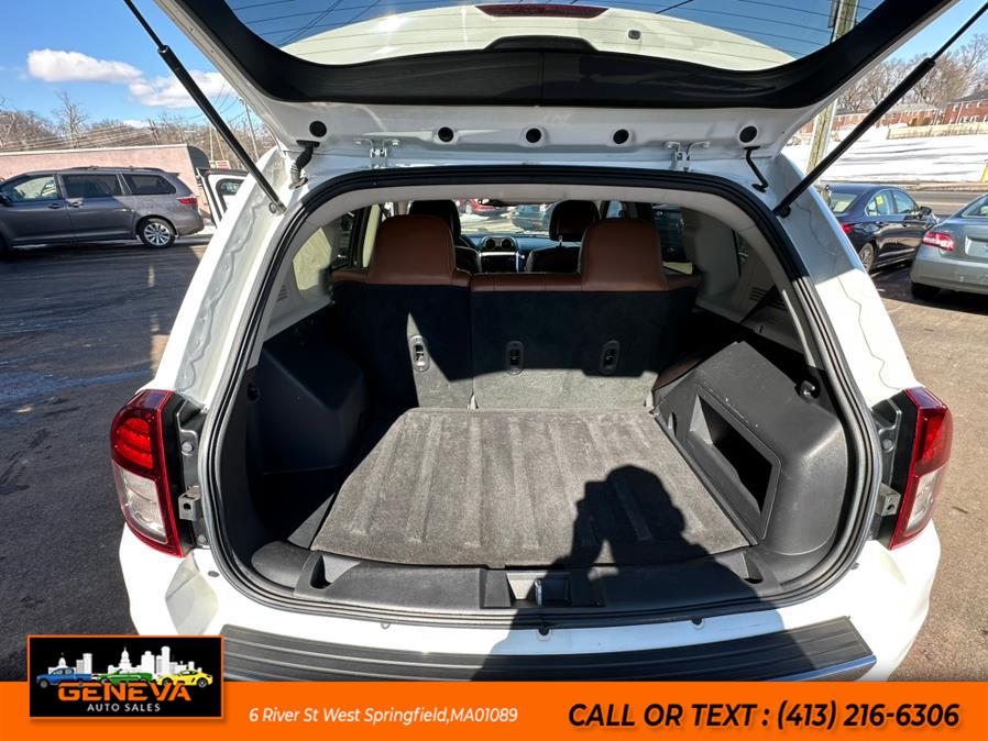 2016 Jeep Compass 4WD 4dr Latitude photo