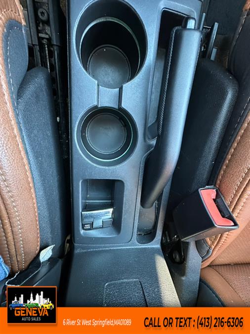 2016 Jeep Compass 4WD 4dr Latitude photo