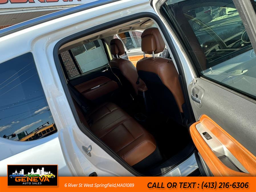 2016 Jeep Compass 4WD 4dr Latitude photo