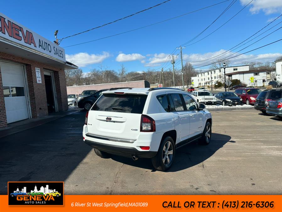 2016 Jeep Compass 4WD 4dr Latitude photo