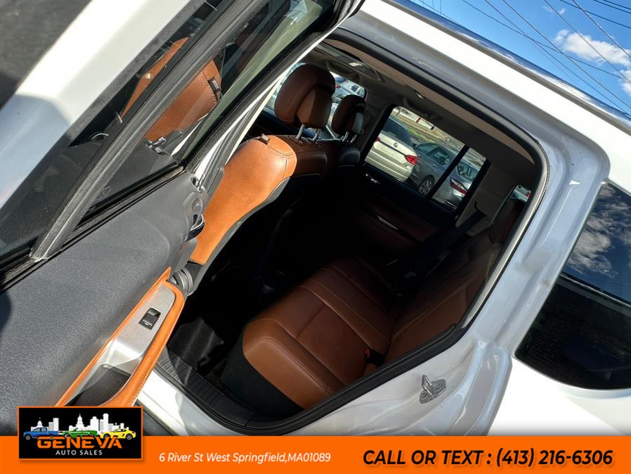 2016 Jeep Compass 4WD 4dr Latitude photo