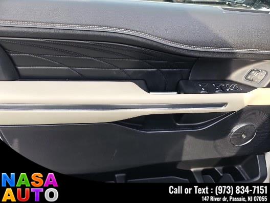 2019 Ford Expedition Platinum 4x4 photo