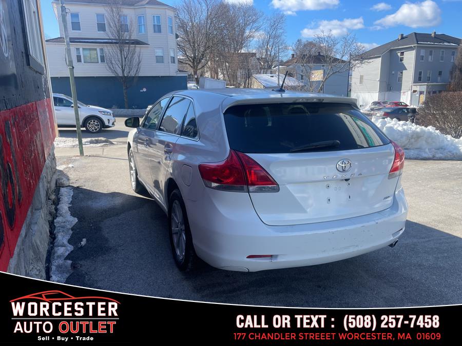 2010 Toyota Venza AWD 4cyl photo