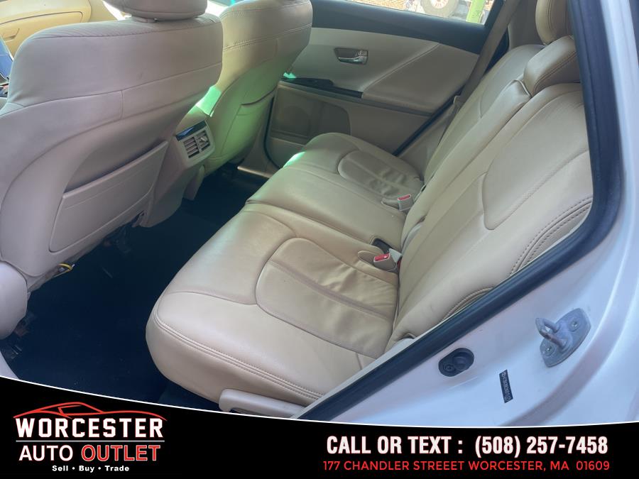 2010 Toyota Venza AWD 4cyl photo